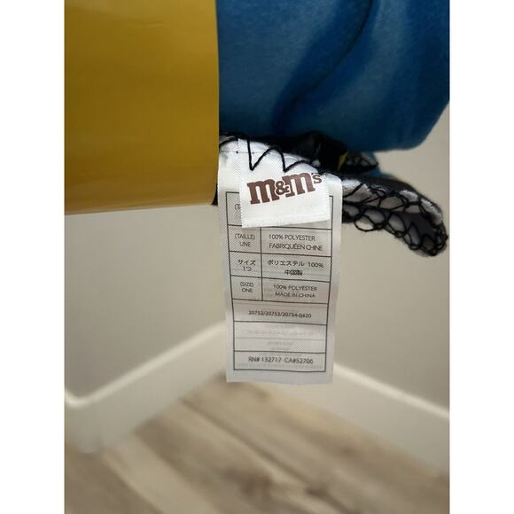 M&M's Fleece Blanket 50 x 60 Inch NEW - Picture 5 of 6